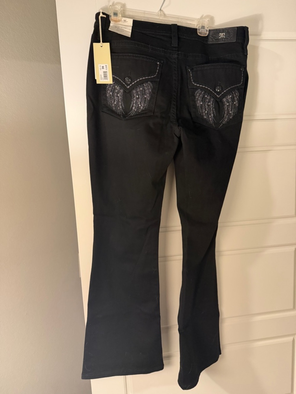Miss Me Black Flare Jeans with Feather Sequin Back-Pocket Detail Size 36x32